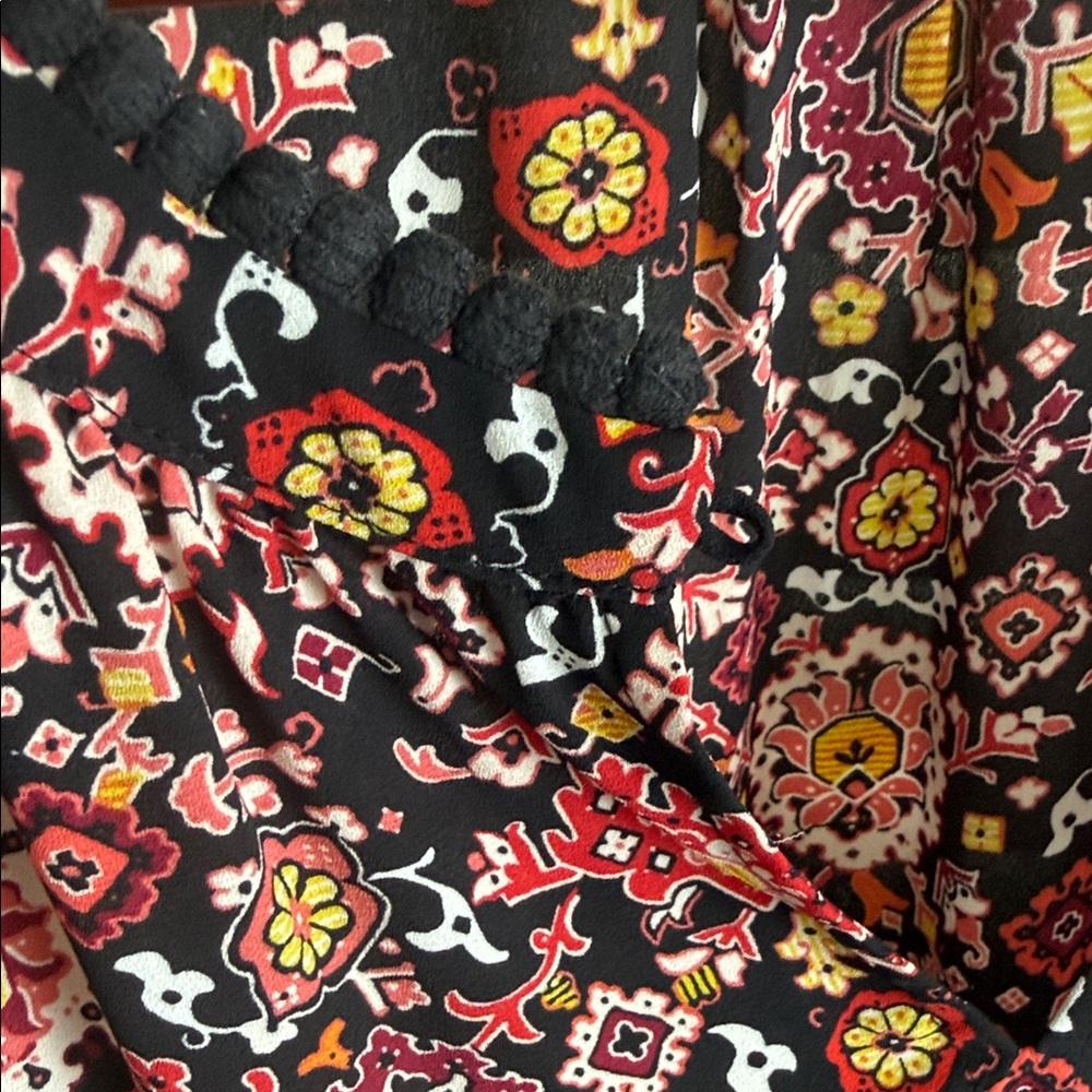 LOFT Multicolor Patterned Top, Size L - Picture 6 of 8